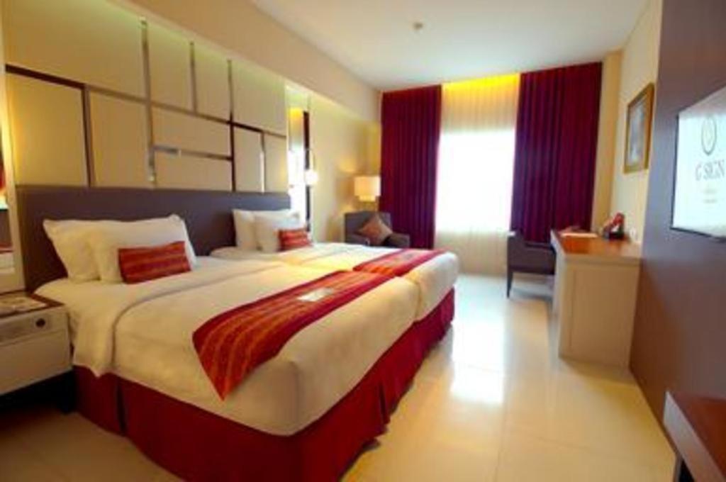 G'Sign Hotel Banjarmasin Банджармасін Екстер'єр фото