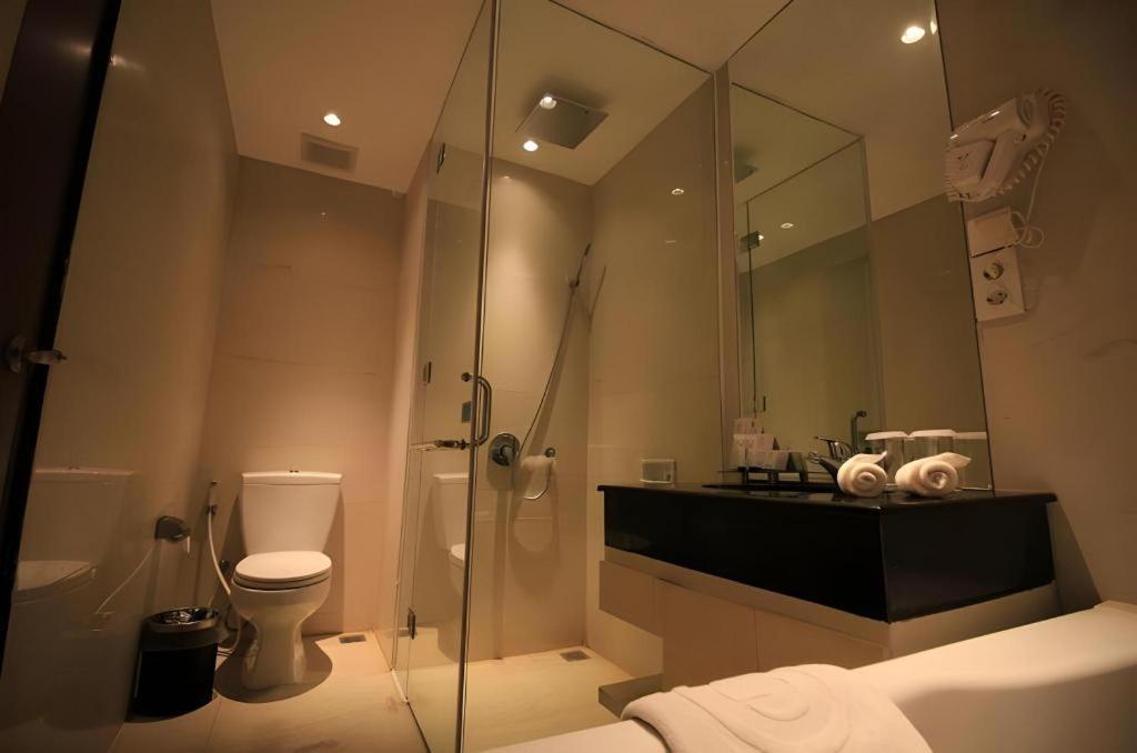 G'Sign Hotel Banjarmasin Банджармасін Екстер'єр фото